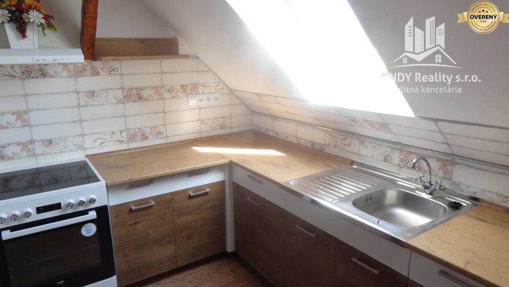 Prenájom, Obchodné a kancelárske priestory, ulica Dukelská, Giraltovce