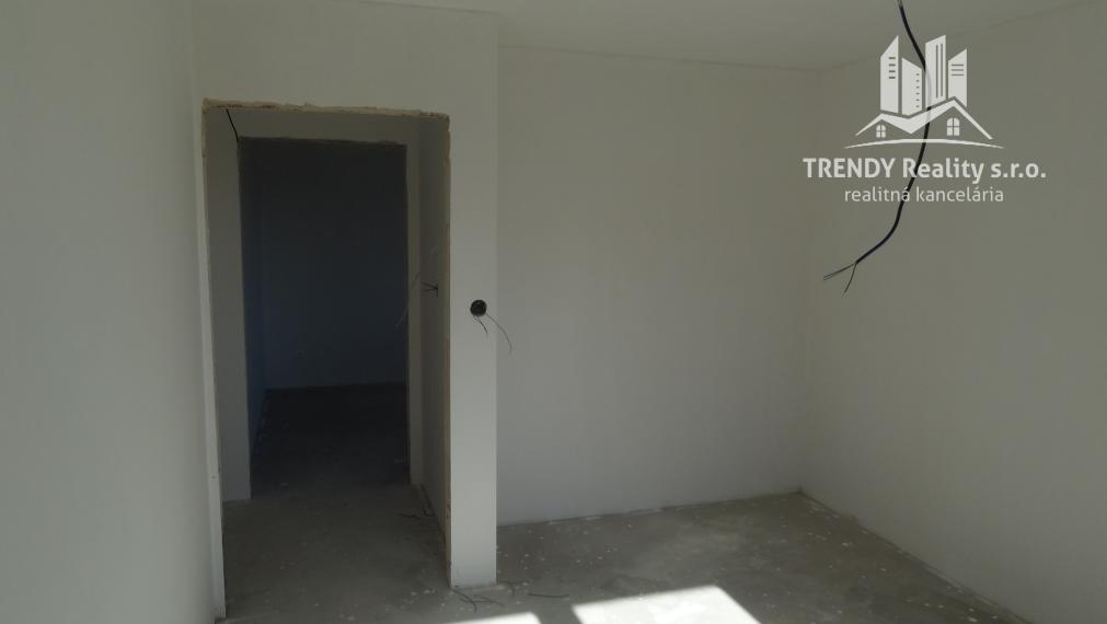 Rodinný dom, Vranov n. T., Rezidenčné bývanie, novostavba