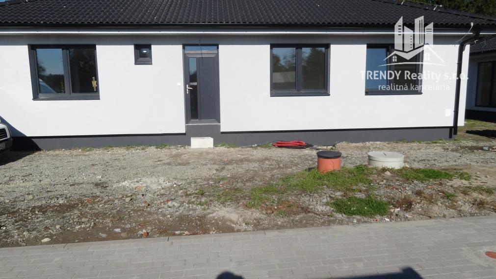 Rodinný dom, Vranov n. T., Rezidenčné bývanie, novostavba