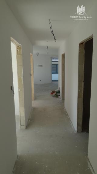 Rodinný dom, Vranov n. T., Rezidenčné bývanie, novostavba